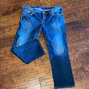 Silver Suki Capri Pants